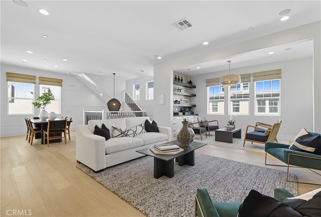 558 Marlow Lane
