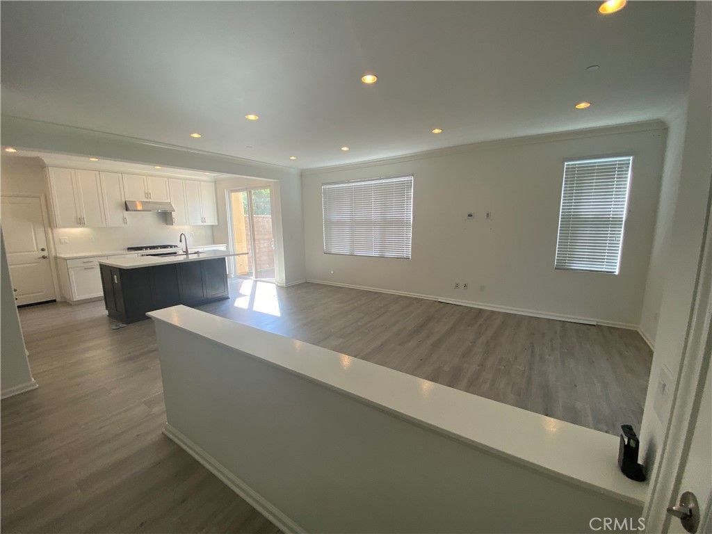 Photo of 122 Crescent Moon, Irvine, CA 92602 (MLS # TR26093656)