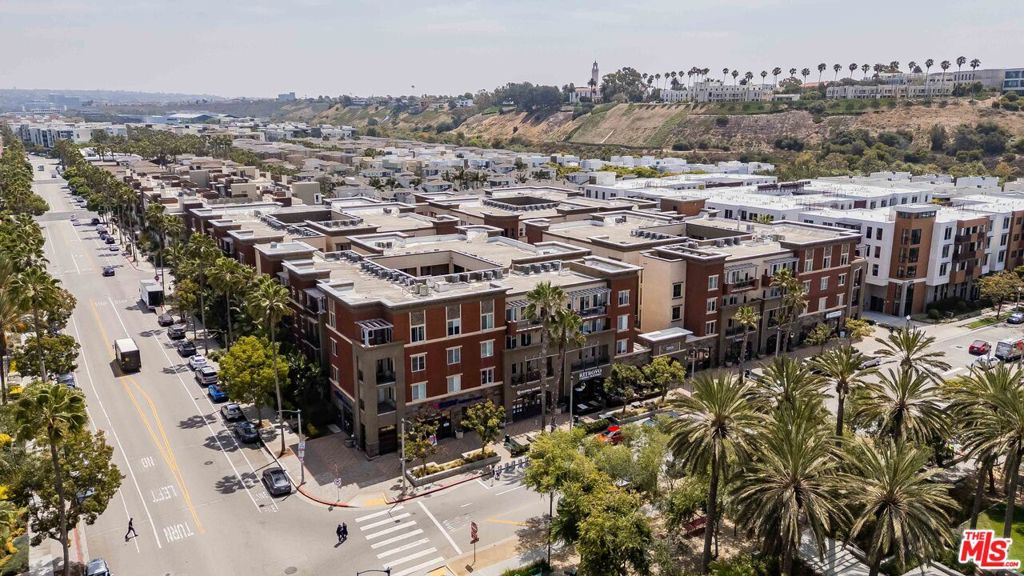 6020 Seabluff Drive 416, Playa Vista CA 90094