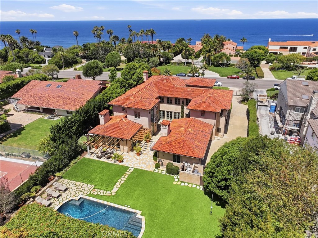 1824 Paseo Del Mar
