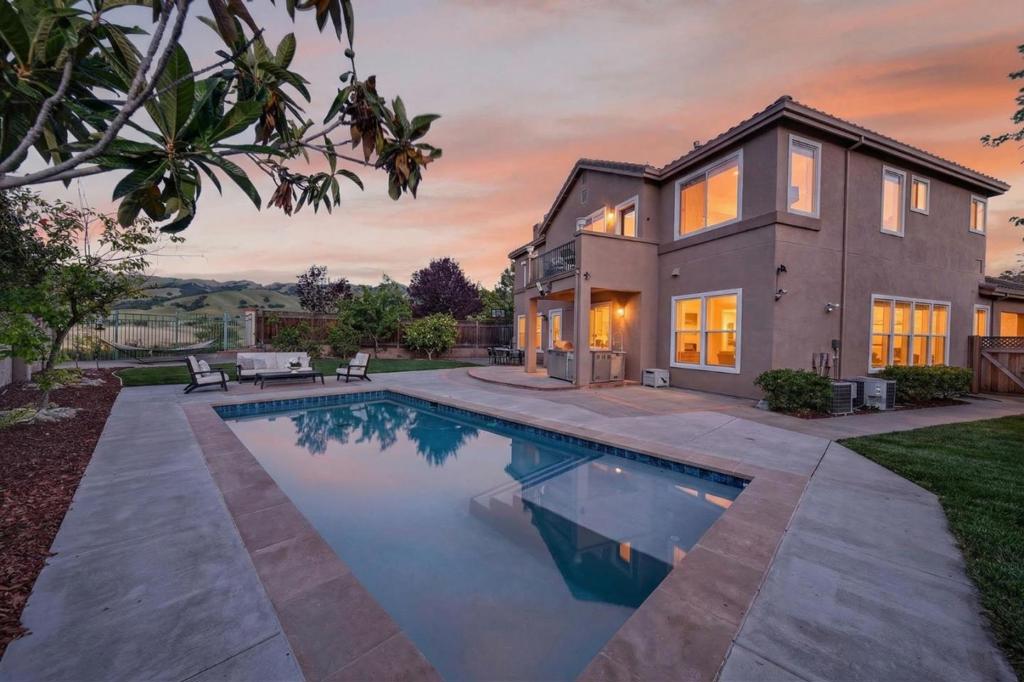 6039 La Spezia Place, San Jose CA 95138
