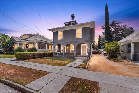 Photo of 108 S Buena Vista St, Redlands, CA 92373 (MLS # IG26174372)