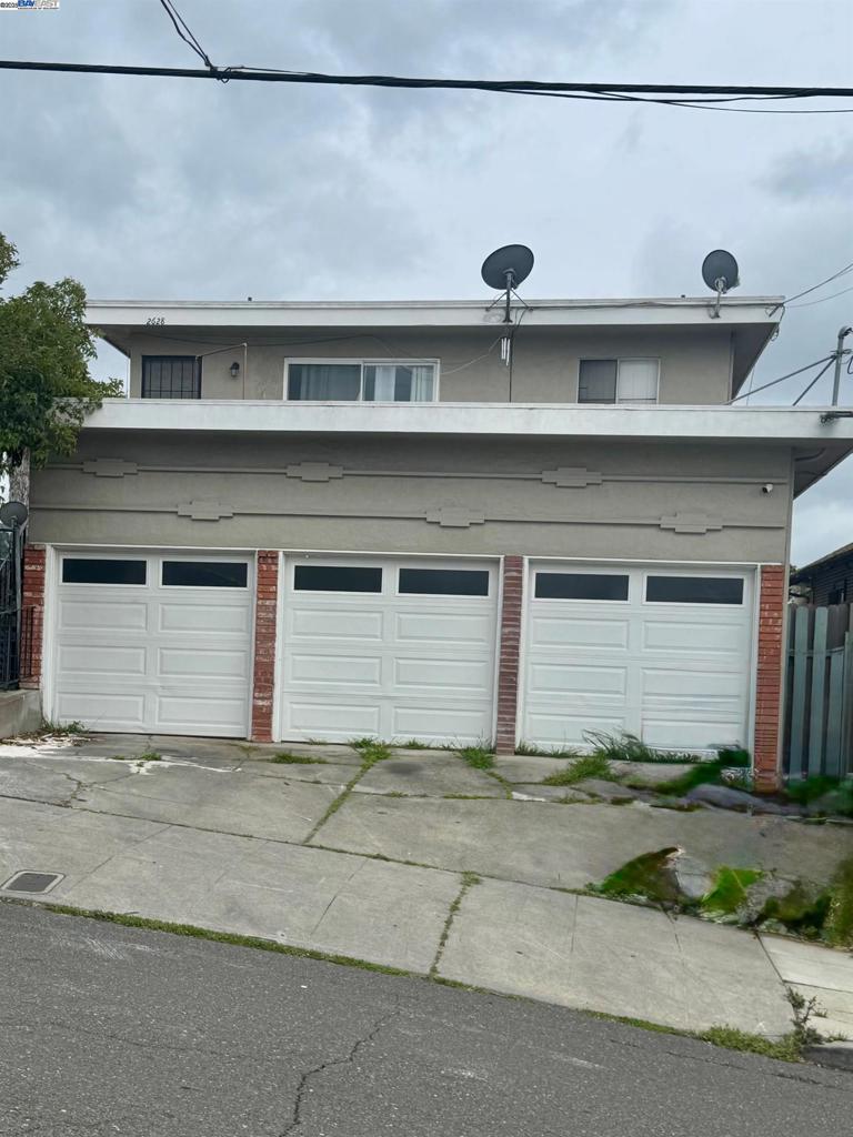 Great opportunity knocks!! This upper-lower duplex situated in the Eastmont neighborhood offers a lower unit with 3 bedrooms and 1 bath, and an upper unit with 2 bedrooms and 1 bath. The upper unit was renovated less than 3 years ago featuring newer flooring, paint, kitchen cabinets and countertops. The property provides secure off-street parking with a garage allocated to each unit, along with a shared laundry room. Separate PG&E and trash metering for each unit. This is a great opportunity in generating cash flow, see the possibilities.