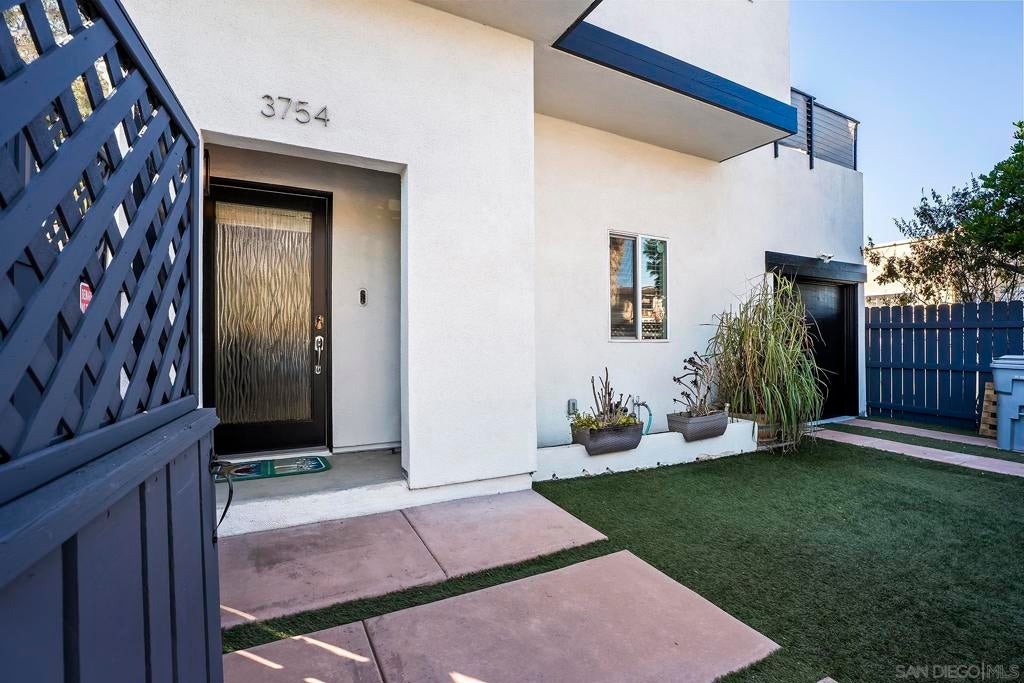 3754 Alabama Street