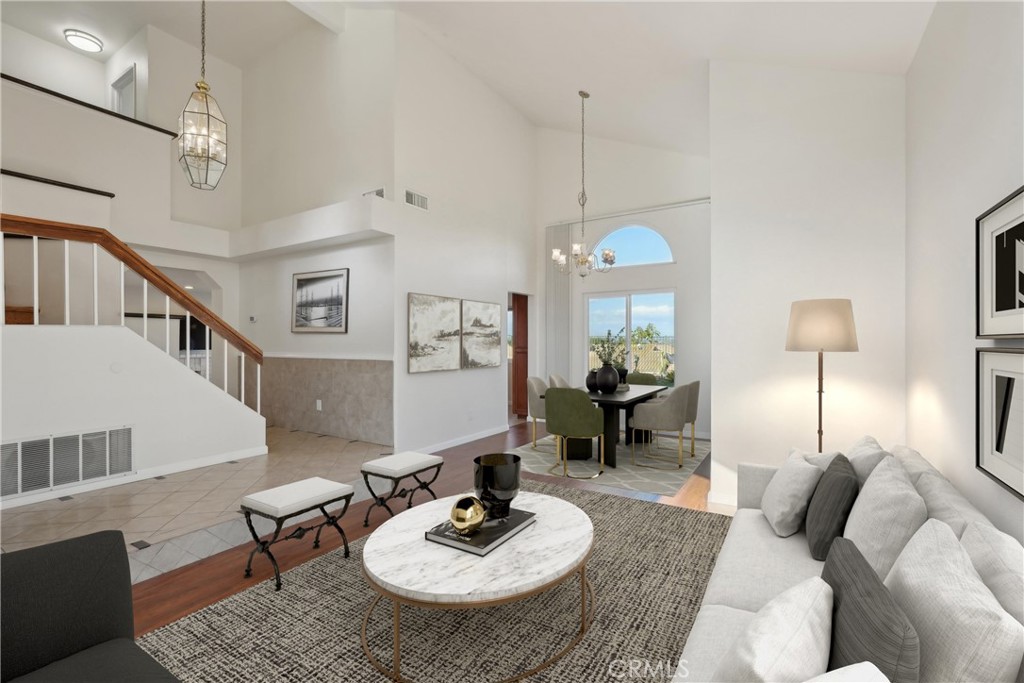 729 La Loma Lane