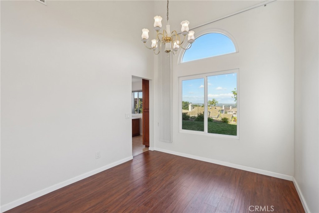 729 La Loma Lane