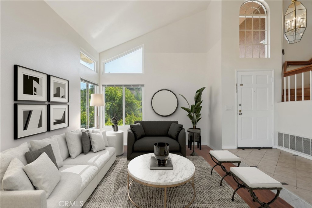 729 La Loma Lane