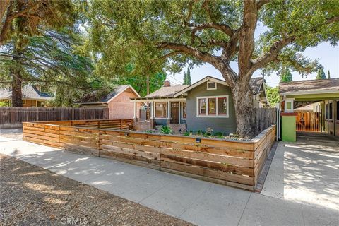 Photo of 3844 Linwood PL, Riverside, CA 92506 (MLS # IV26158902)
