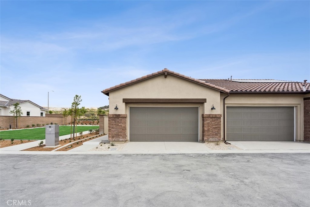 1525 Gavilan Ridge Road