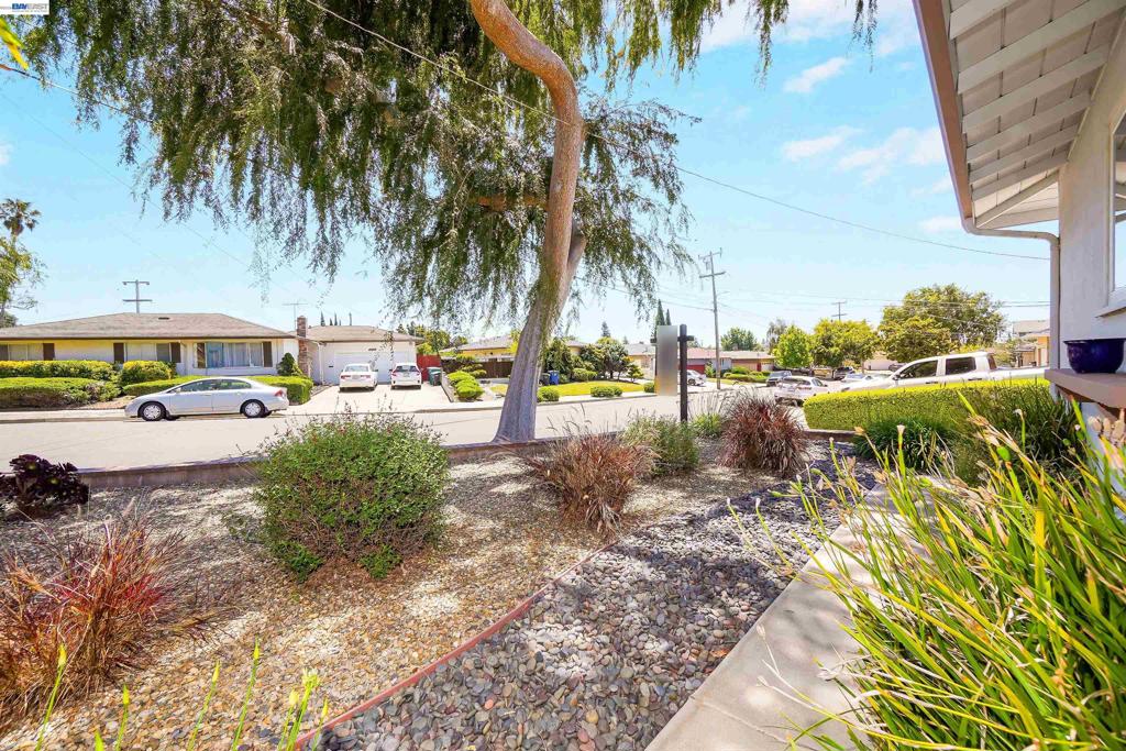 31590 Hugh Way