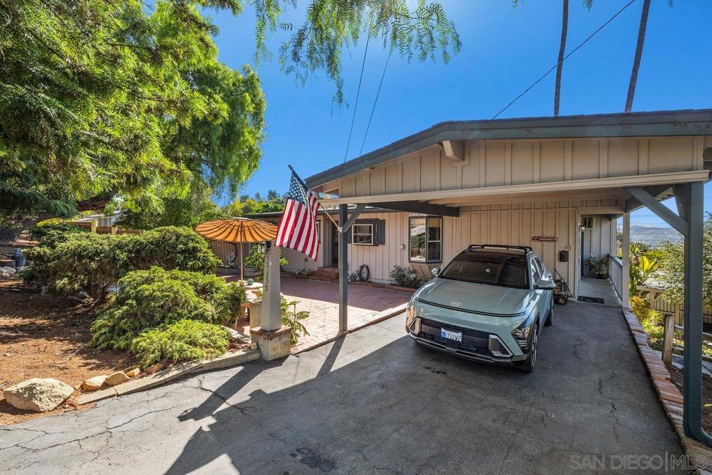11355 Eucalyptus Hills