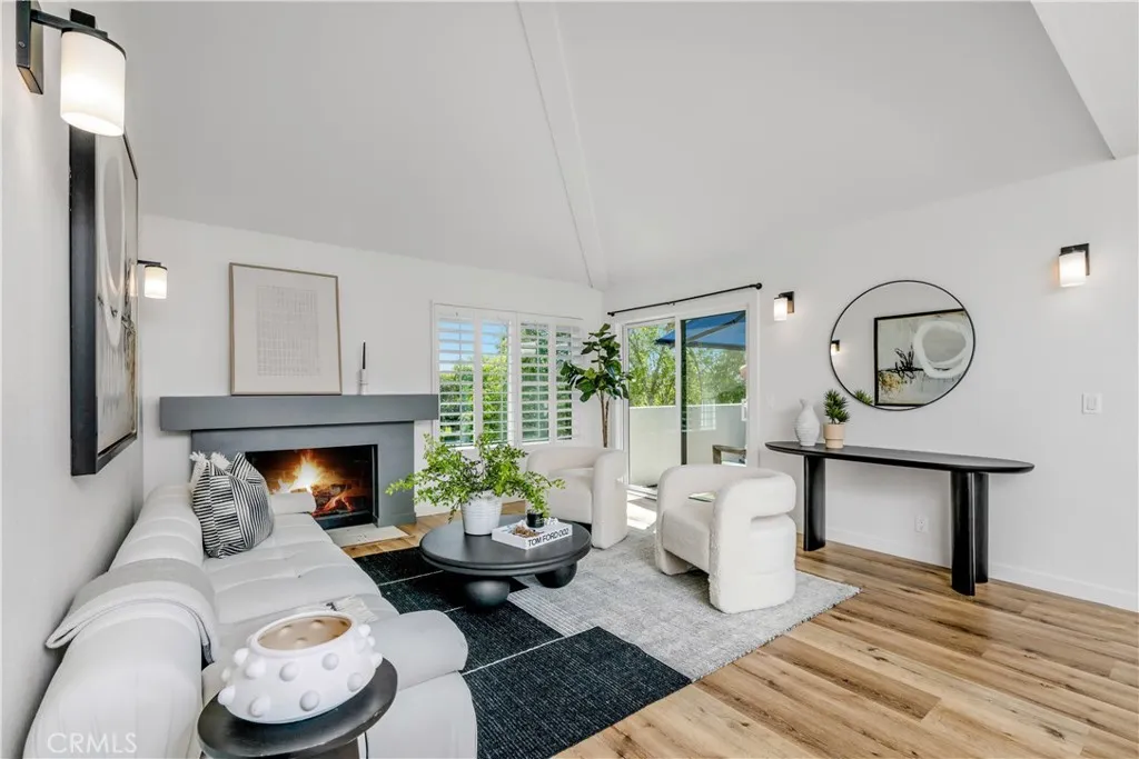 Corona Del Mar, California 92625, United States, 3 Bedrooms Bedrooms, ,3 BathroomsBathrooms,Residential,Active,213076