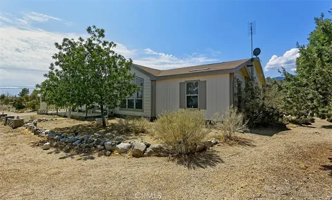 1895 Barkley Ranch Road, Pinon Hills, CA 92372 - MLS#: HD25159133