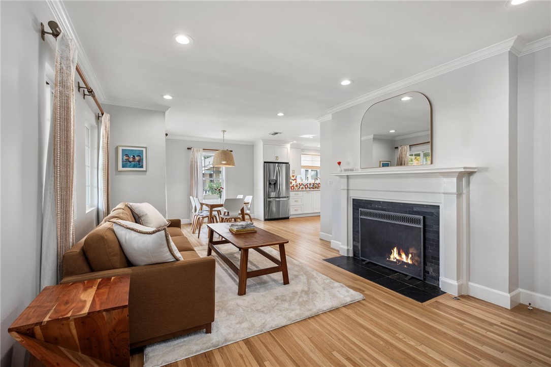 16600 Gilmore Street