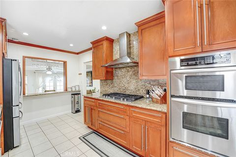 19624 Kittridge Street Reseda CA 91335