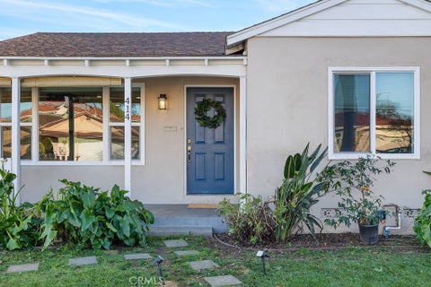 Photo of 414 W Hampton Ave, Monterey Park, CA 91754 (MLS # AR26129520)