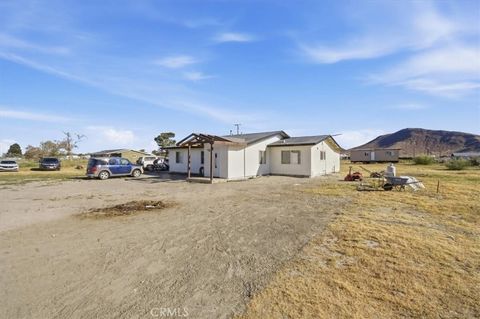 Photo of 1163 Smith Rd, Adelanto, CA 92301 (MLS # HD26066914)