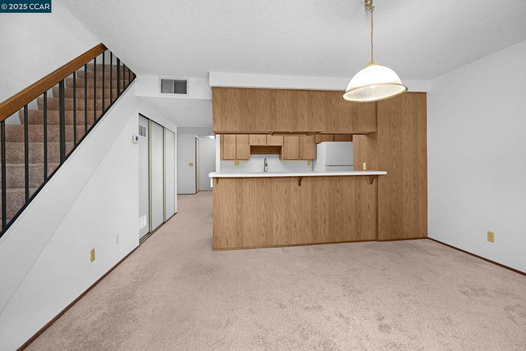 SUNSET PARK - Residential