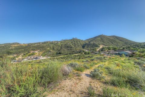 32465 Crooked Arrow Wildomar CA 92595