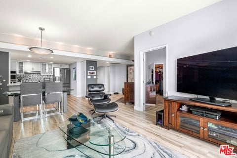 Photo of 13700 Marina Pointe Drive #612, Marina Del Rey, CA 90292 (MLS # 26988513)