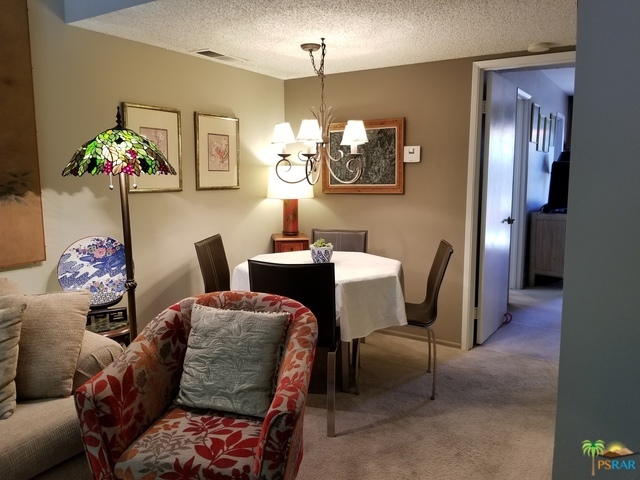 Desert Palm Villas - Residential