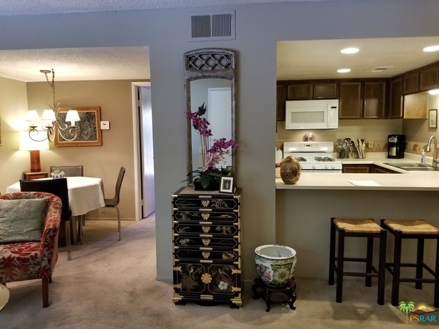 Desert Palm Villas - Residential