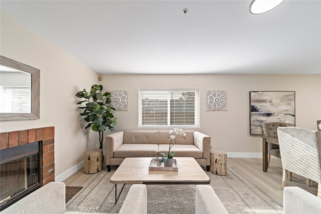 203 N Nicholson Avenue