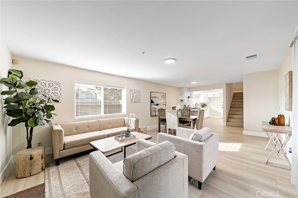 203 N Nicholson Avenue