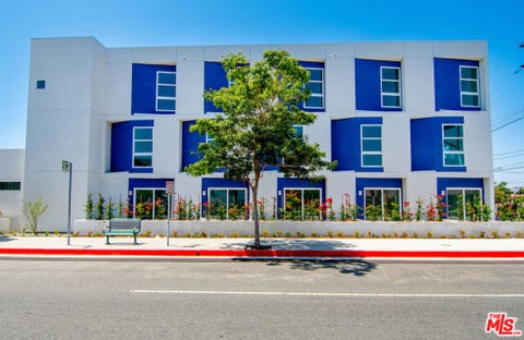 Photo of 13919 S Normandie Avenue #20, Gardena, CA 90249 (MLS # 26988745)