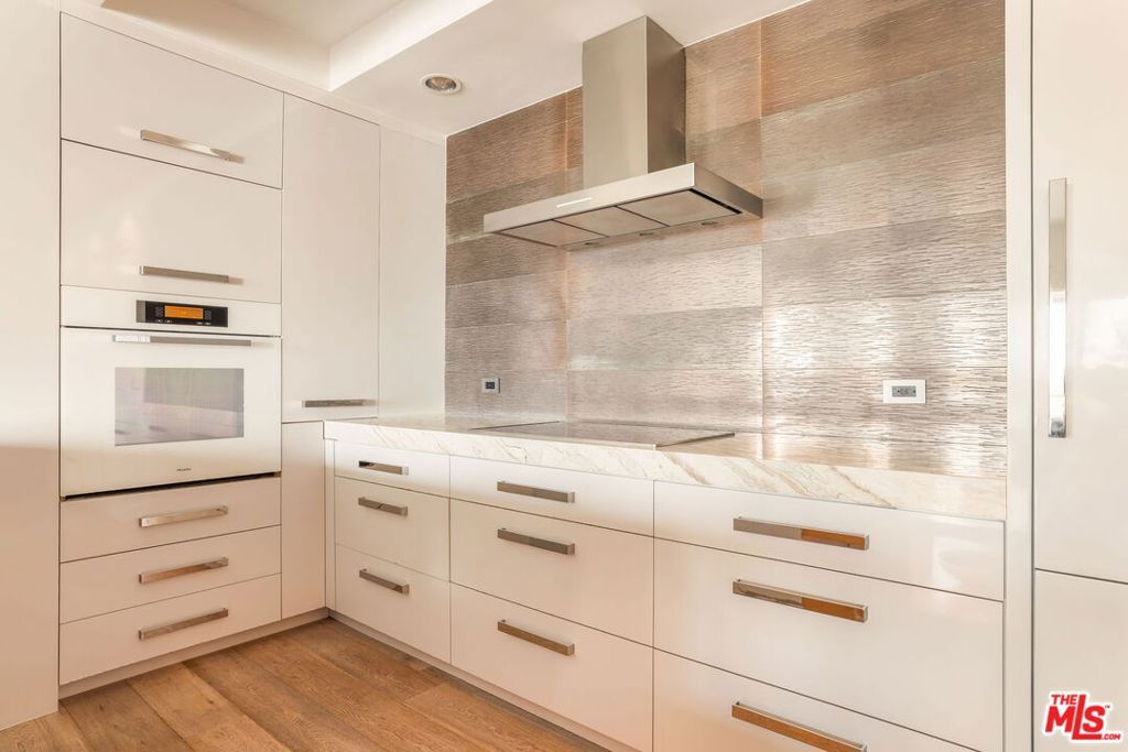 Photo of 1155 N La Cienega Boulevard #502, West Hollywood, CA 90069 (MLS # 25596955)