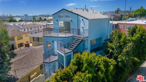 Photo of 231 E Hyde Park Boulevard, Inglewood, CA 90302 (MLS # 26872651)
