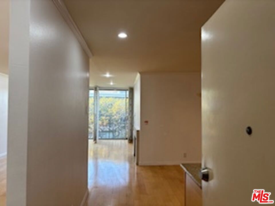 11645 Montana Avenue 338