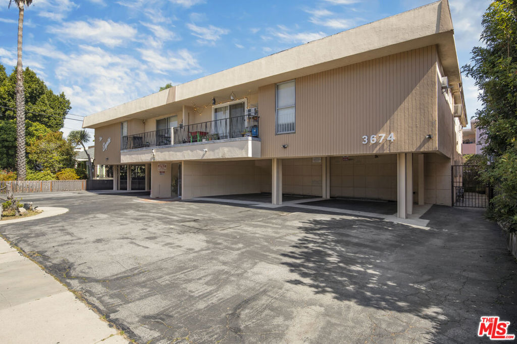 3674 Empire Drive