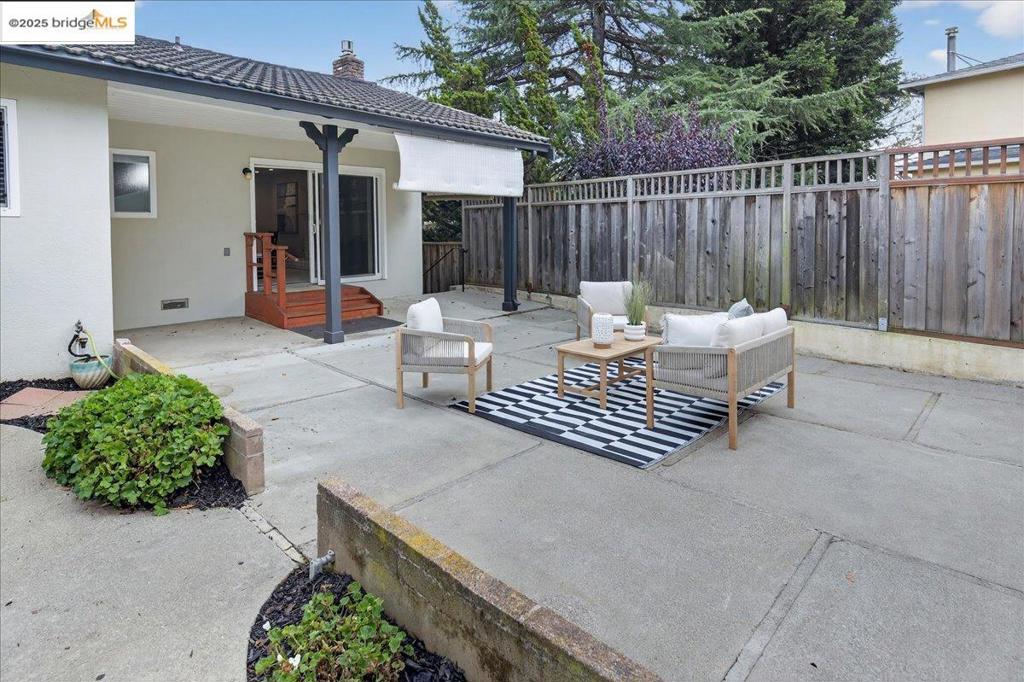 UPPER VALLEY - Residential