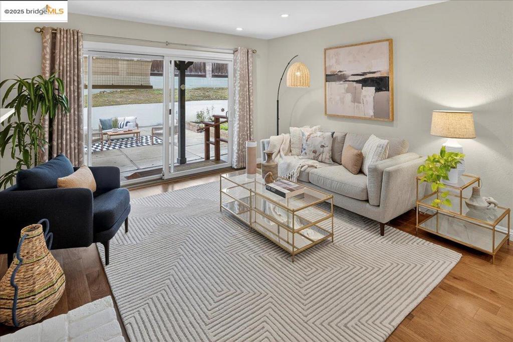 UPPER VALLEY - Residential