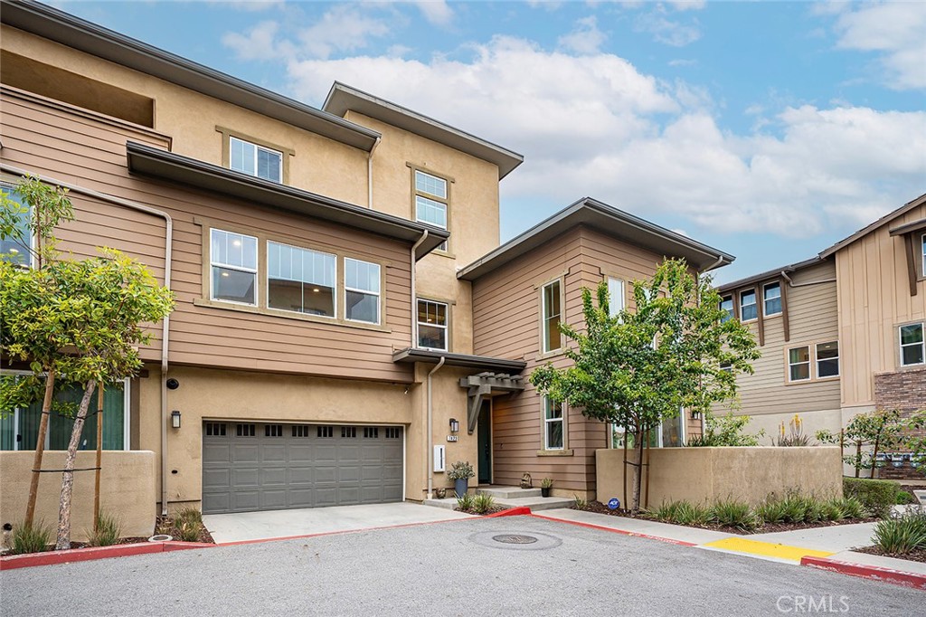 7423 Solstice Place