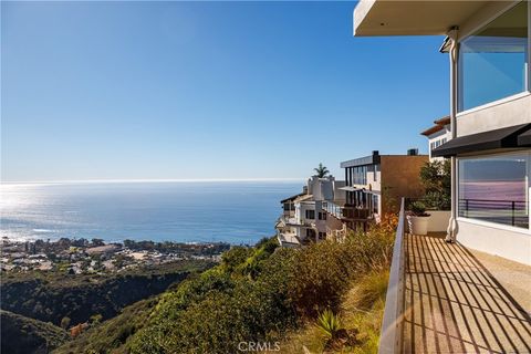 Photo of 797 Nyes Pl, Laguna Beach, CA 92651 (MLS # LG25230739)