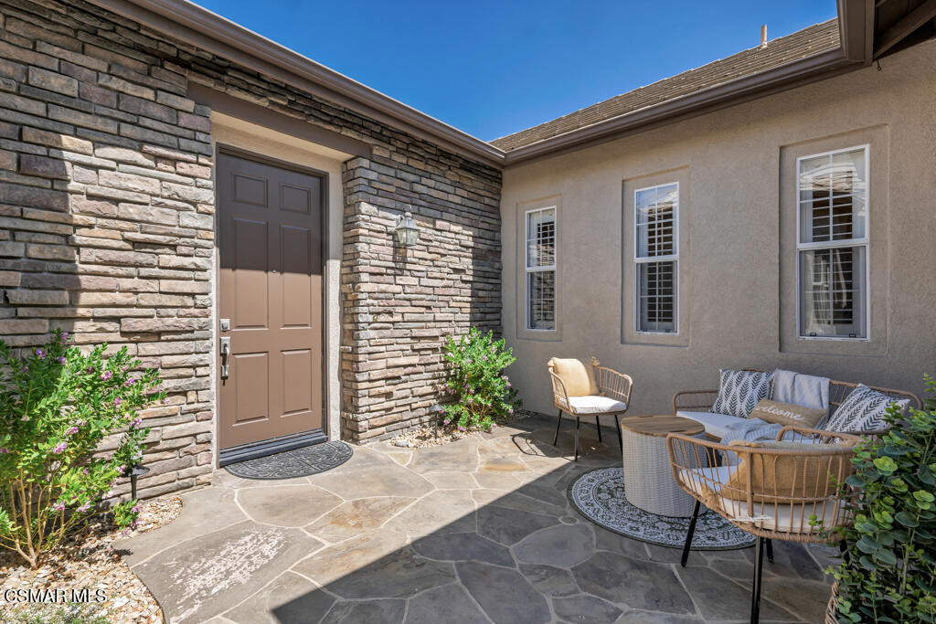 Properties 3 4383 Via Rio