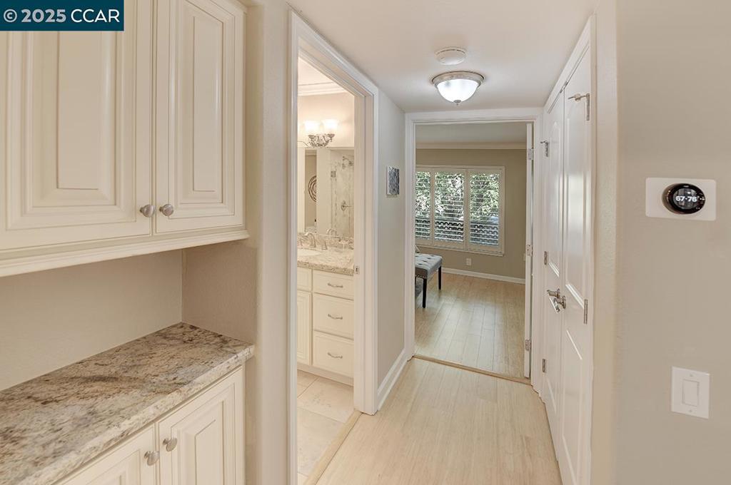 ROSSMOOR - Residential