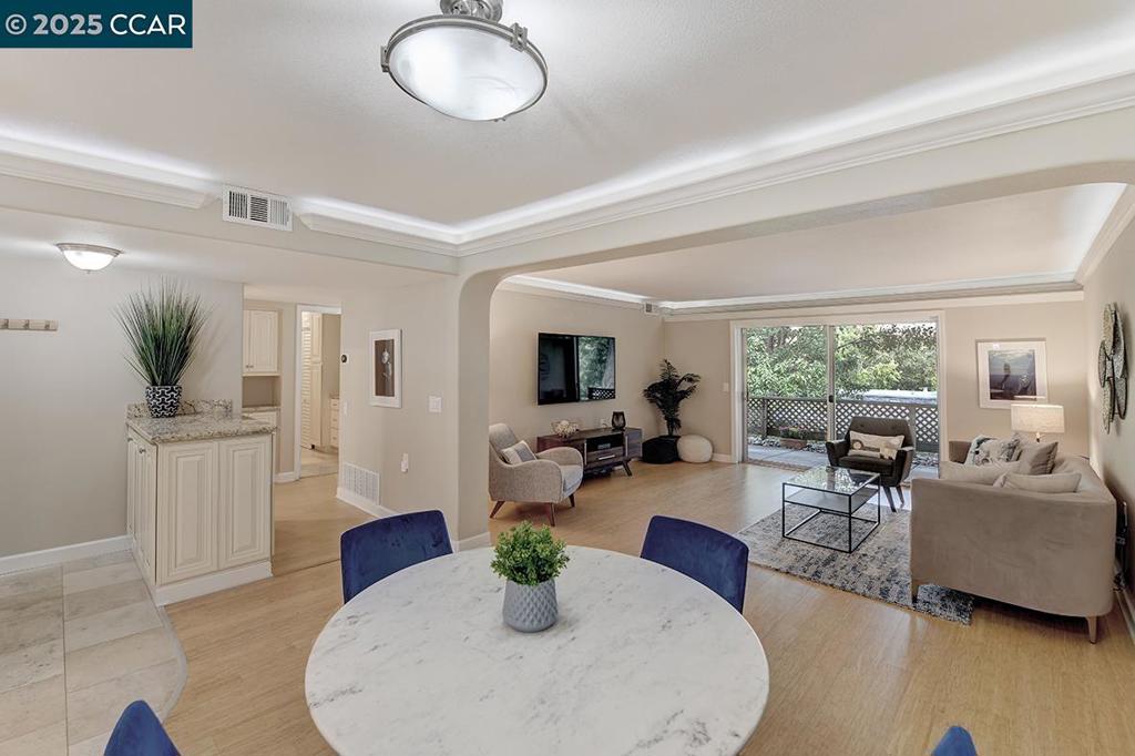 ROSSMOOR - Residential