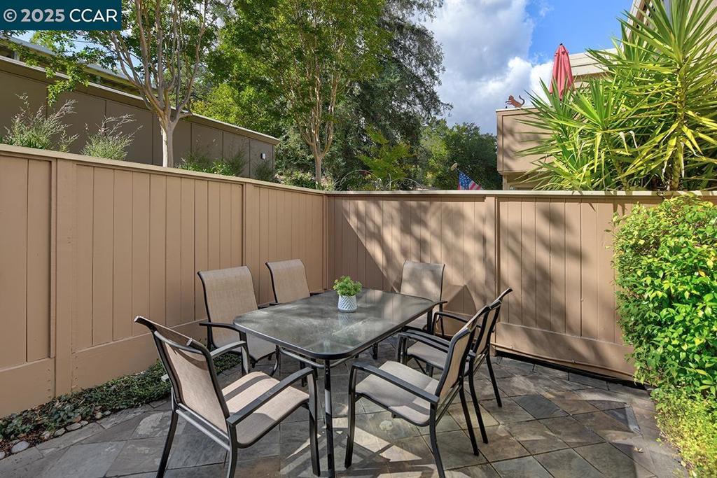 ROSSMOOR - Residential