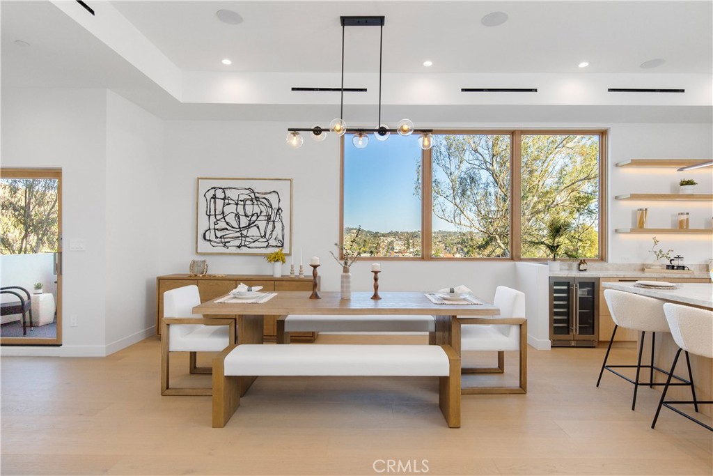 Properties 4 2456 Loy Lane