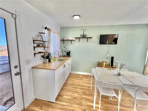 Photo of 55778 Sunnyslope Drive, Landers, CA 92285 (MLS # IV25180774) Photo of 55778 Sunnyslope Drive, Landers, CA 92285 (MLS # IV25180774)