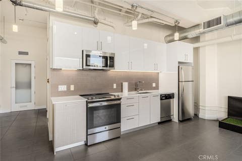 Photo of 939 S Broadway #1001, Los Angeles, CA 90015 (MLS # SB26156916)