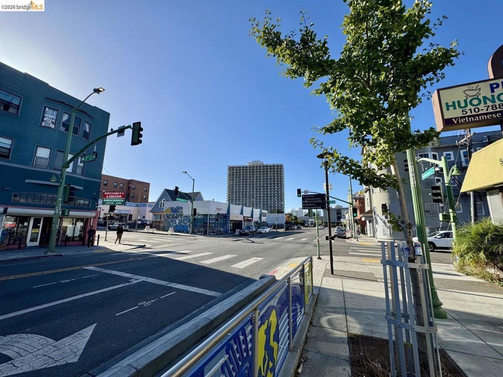220 International BLVD