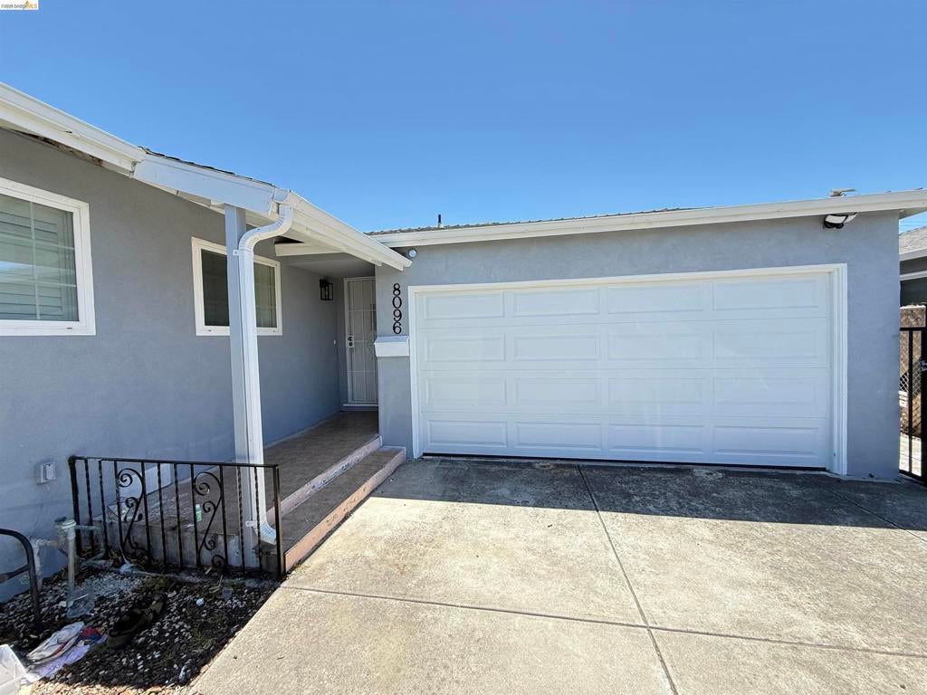 8096 Juniper Ave Ave, Newark CA 94560