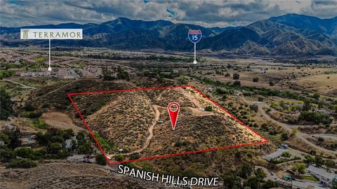 Photo of 11221 Spanish Hills Drive, Corona, CA 92883 (MLS # OC26106952)