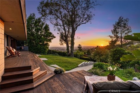 Photo of 1501 Clearview Lane, North Tustin, CA 92705 (MLS # PW26080283)