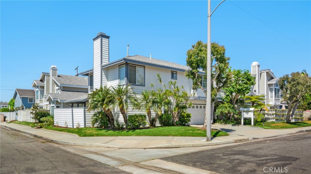 245 Palmer St.