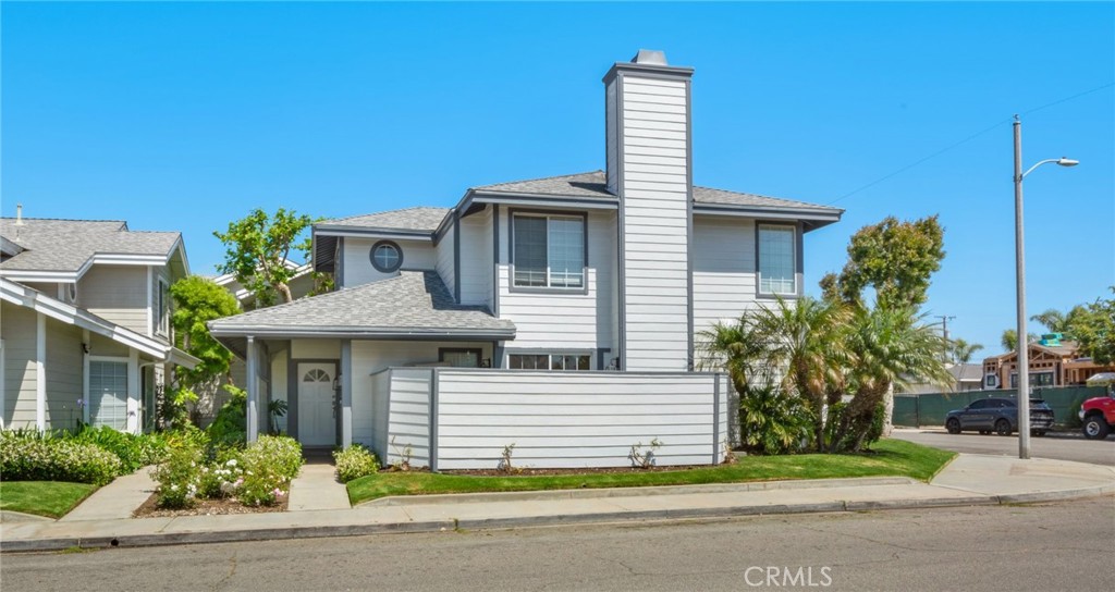 245 Palmer St.